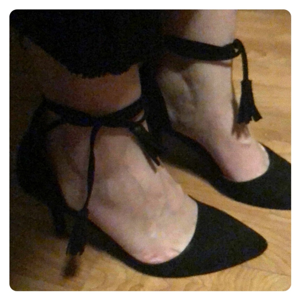 Chinese laundry wrap ankle kitten heels